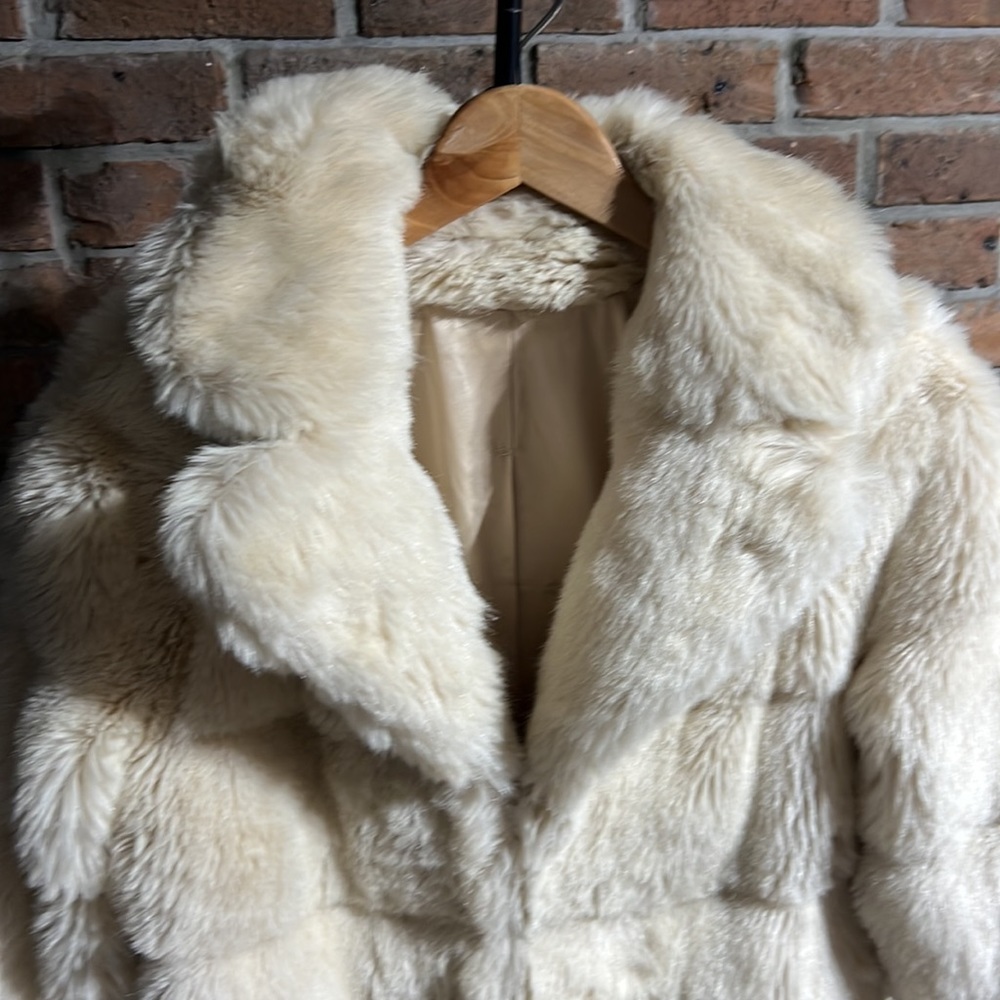 VINTAGE | winter coat | St. Moritz by Sportowne synthetic fur coat - Picture 5 of 11